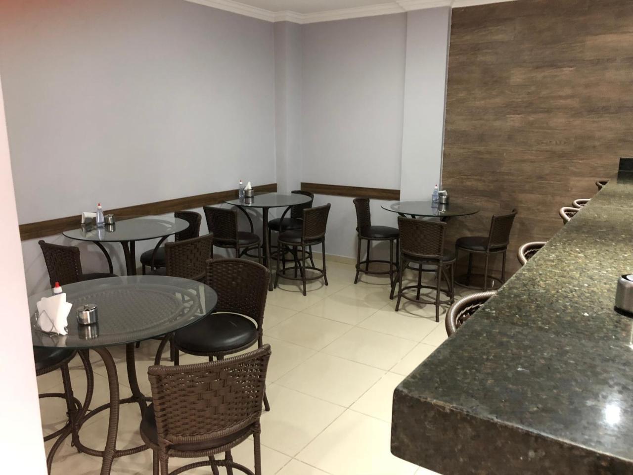 Acalantus Hotel Goiânia Esterno foto